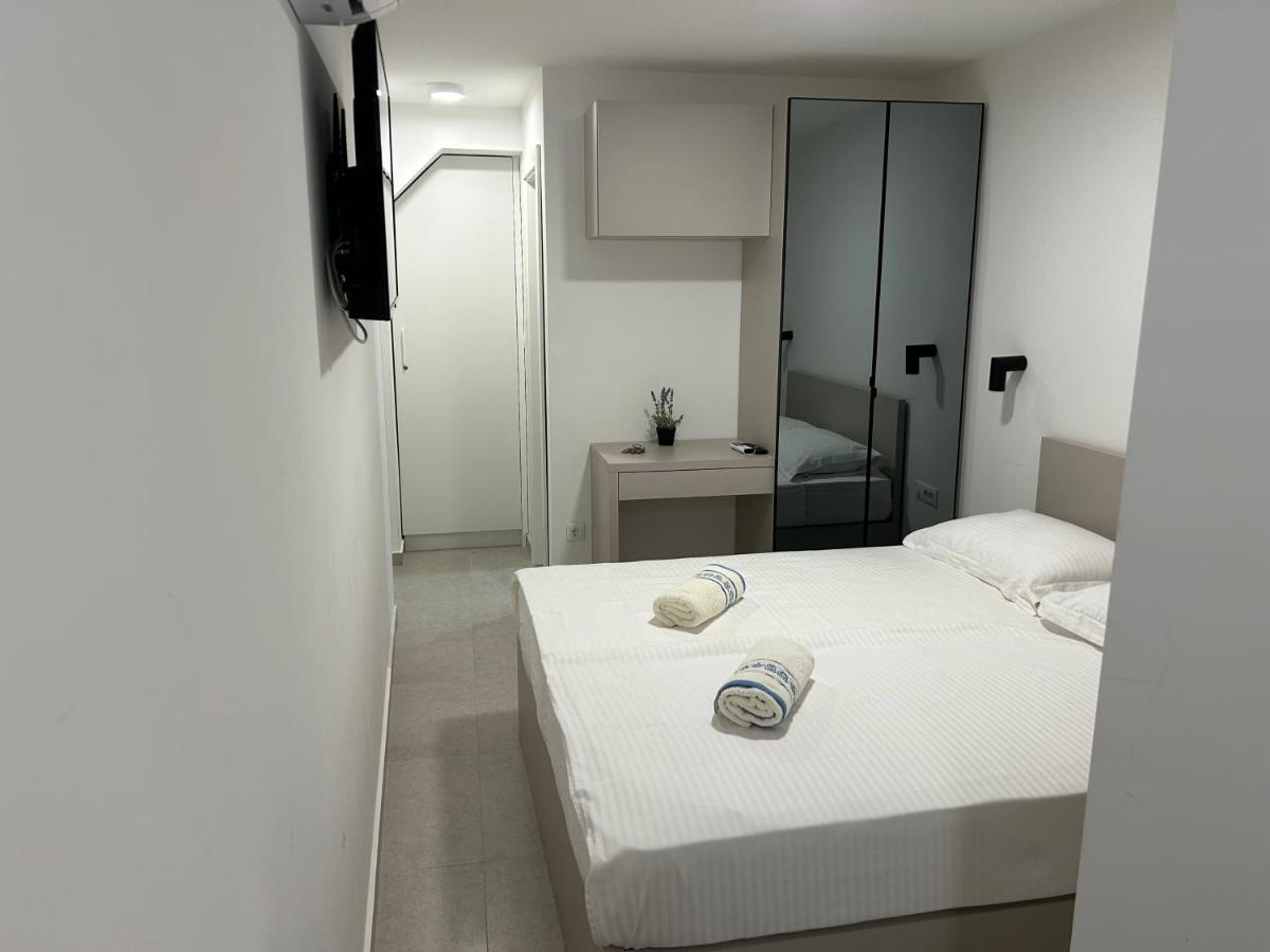 Radunica Old Town - Studio Apartment 3 스플리트 외부 사진